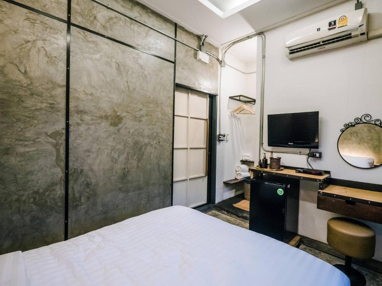 Zeds Hostel Bangkok Esterno foto